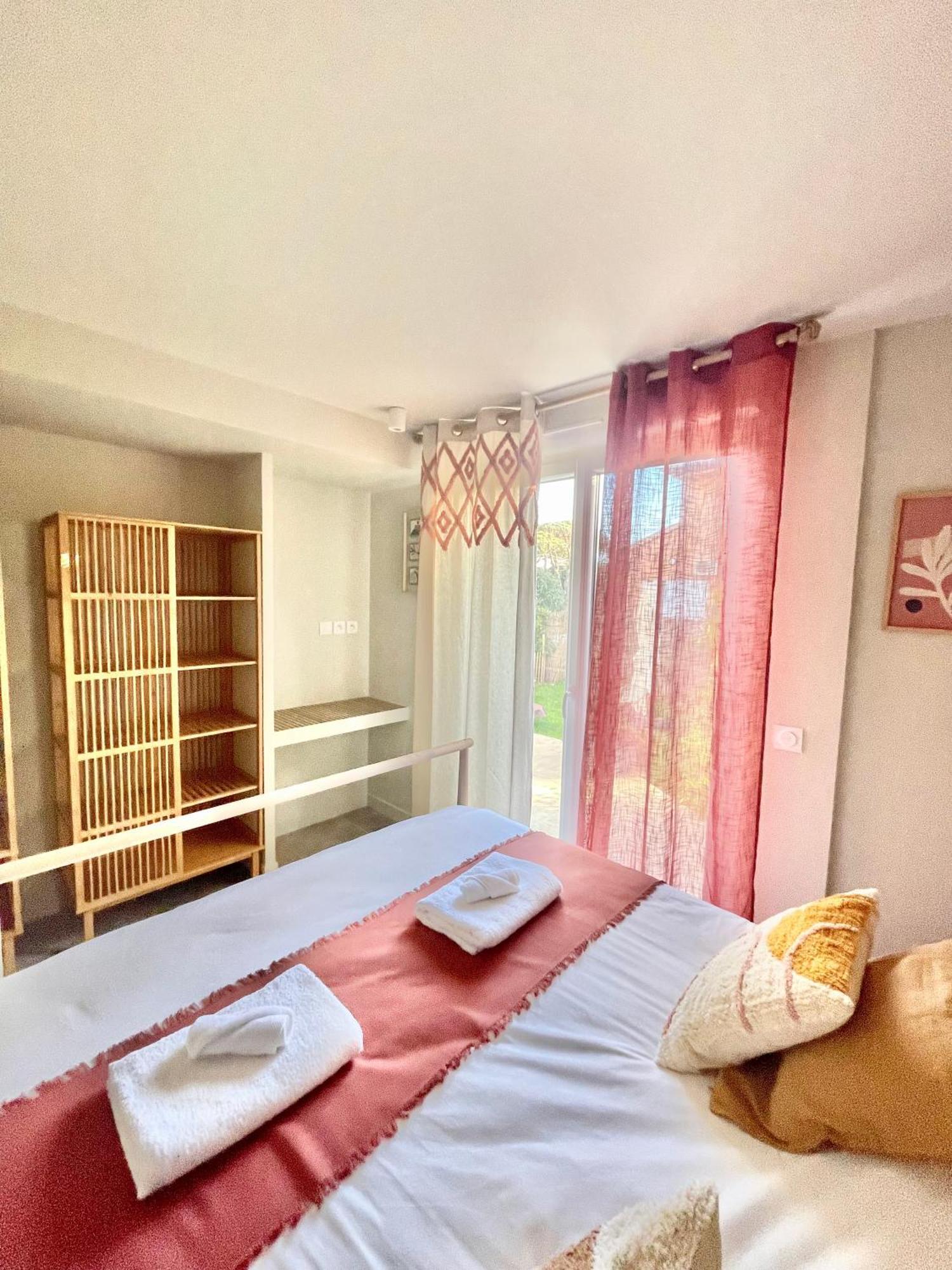 Bas De Villa - 300M Plage De La Capte - 2 Hebergements Disponibles Йер Экстерьер фото